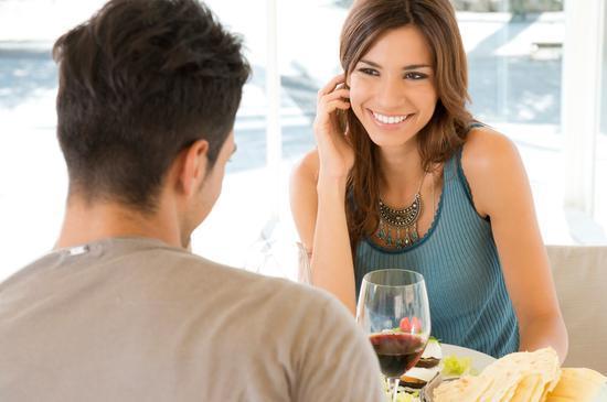 How To Stop Sucking At Dating: Meet More Women By Finding Inner Confidence